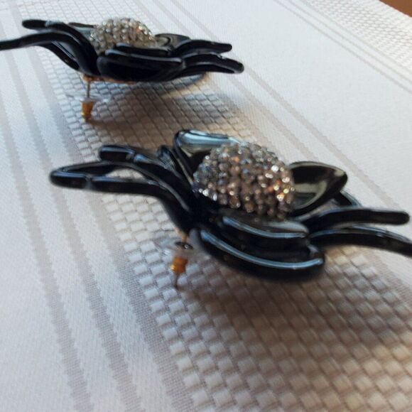 Brand New. Lele Sadoughi Crystal Azalea Statement Earrings - Picture 9 of 13